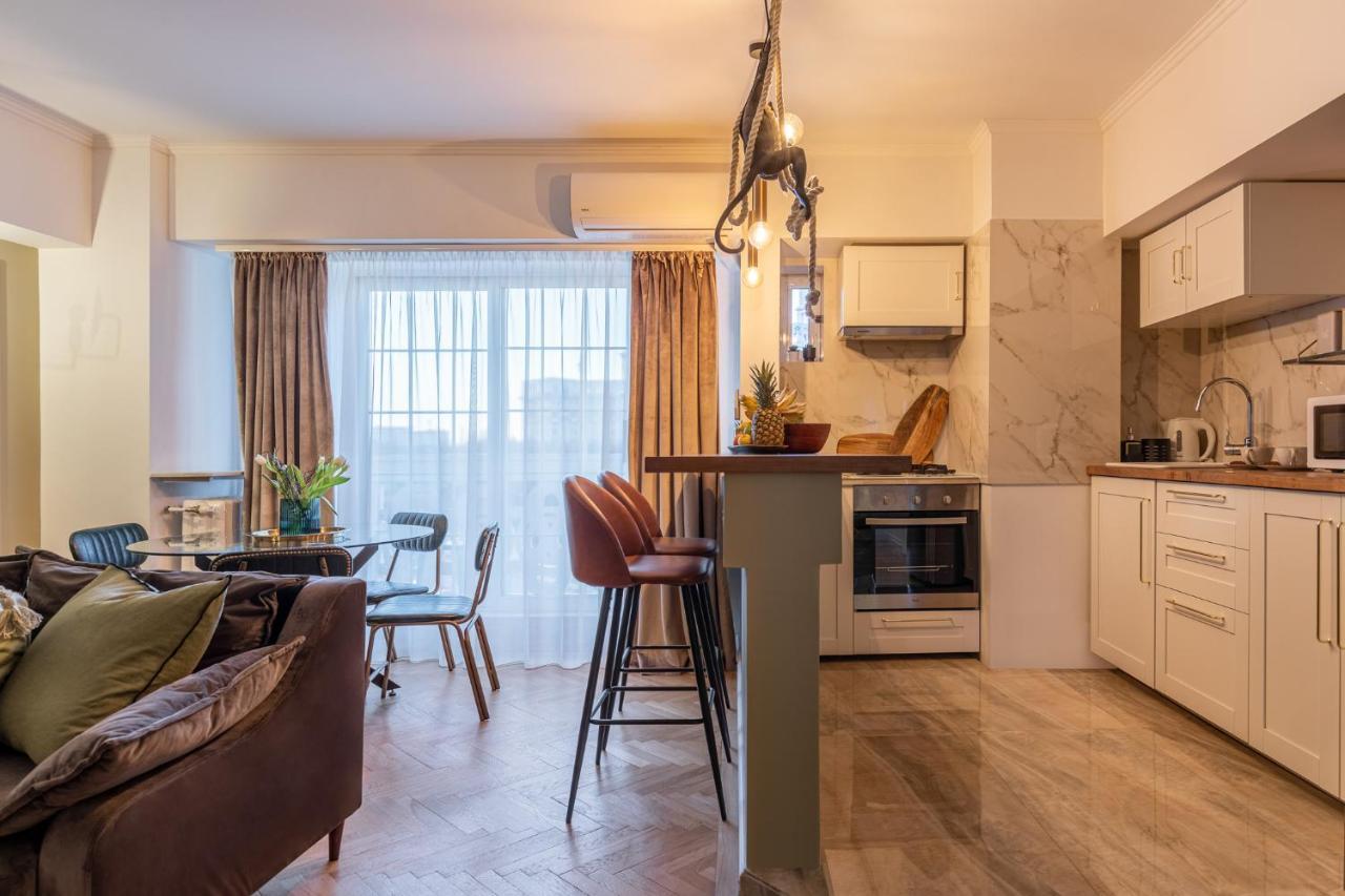 Villa Bagheera'S Den Bucarest Esterno foto